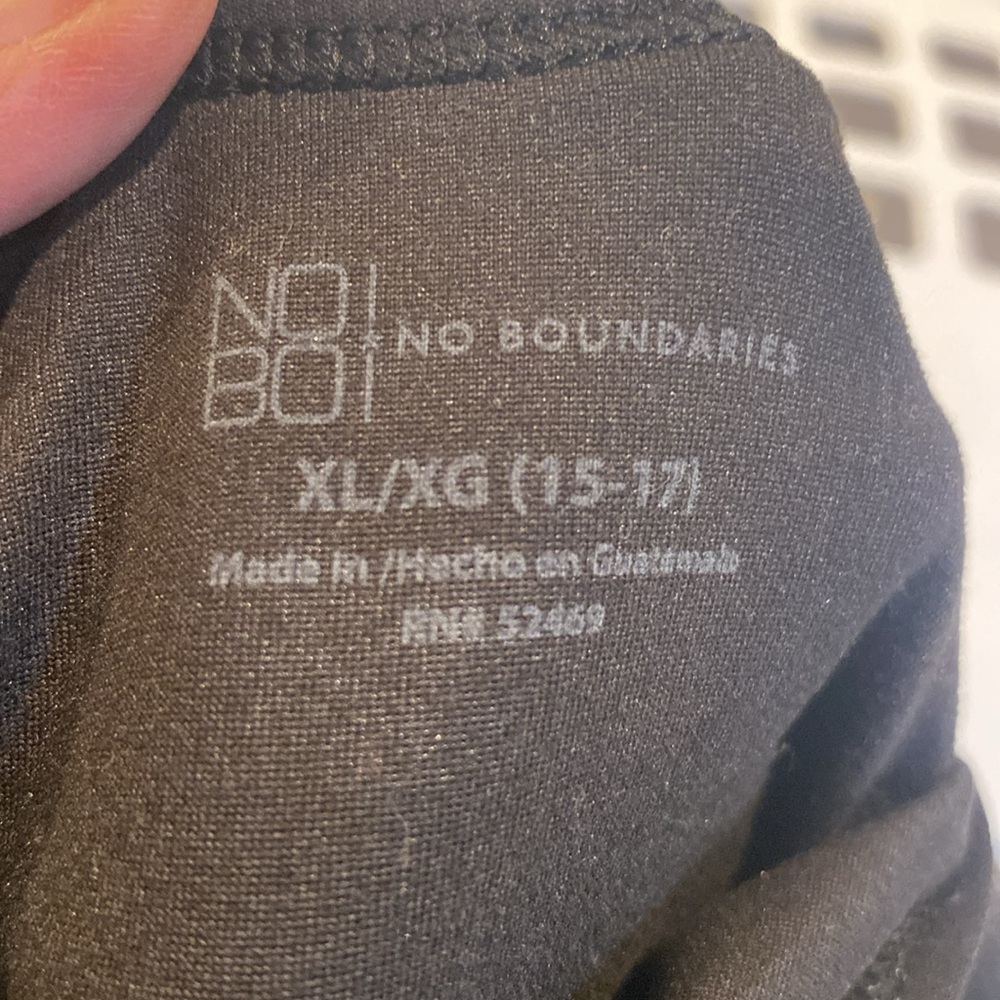 No Boundaries size Junior XL(15-17) tank top good condition - Picture 3 of 3